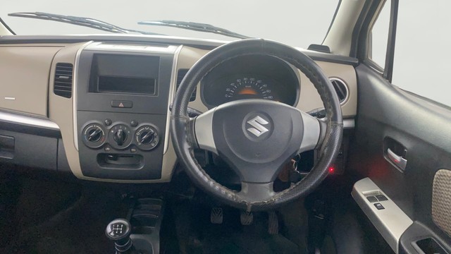 Second-hand 2013 Maruti Suzuki Wagon R LXI CNG for sale in Thane-2