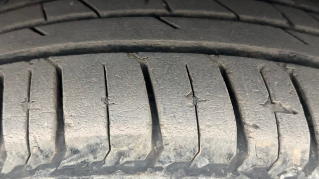 Second-hand 2016 Honda Jazz 1.2 SV i VTEC for sale in Kolkata-26