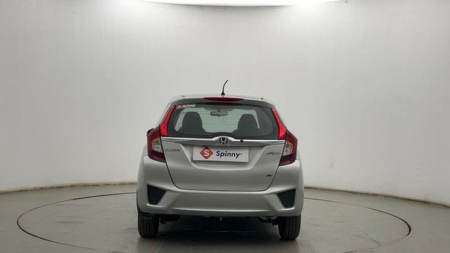 Second-hand 2016 Honda Jazz 1.2 SV i VTEC for sale in Kolkata-4