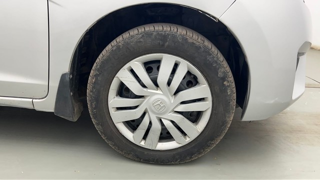 Second-hand 2016 Honda Jazz 1.2 SV i VTEC for sale in Kolkata-17