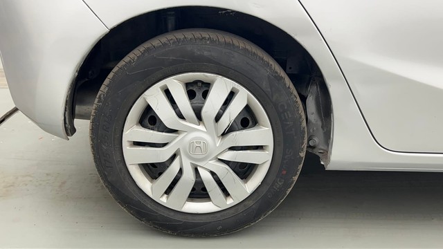 Second-hand 2016 Honda Jazz 1.2 SV i VTEC for sale in Kolkata-18