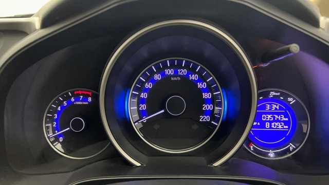 Second-hand 2016 Honda Jazz 1.2 SV i VTEC for sale in Kolkata-13