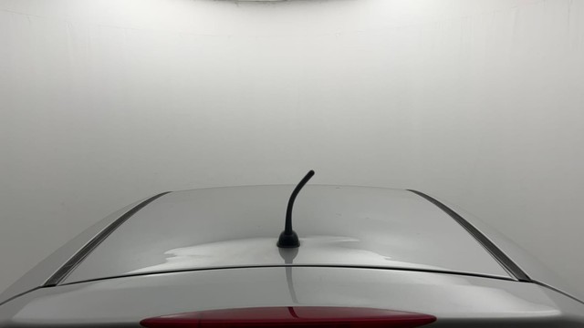 Second-hand 2016 Honda Jazz 1.2 SV i VTEC for sale in Kolkata-22