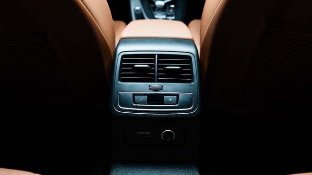 Audi A4 Premium Plus Second-hand 2024 Audi A4 Premium Plus for sale in New Delhi-15