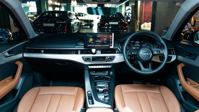Audi A4 Premium Plus Second-hand 2024 Audi A4 Premium Plus for sale in New Delhi-4