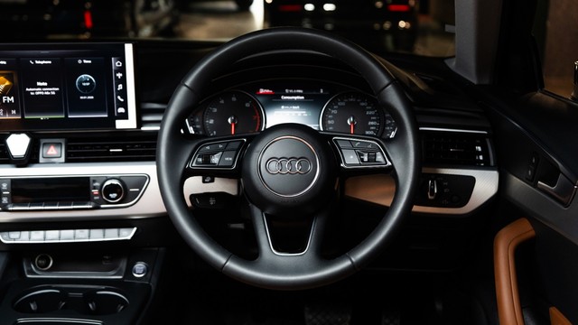 Audi A4 Premium Plus Second-hand 2024 Audi A4 Premium Plus for sale in New Delhi-2