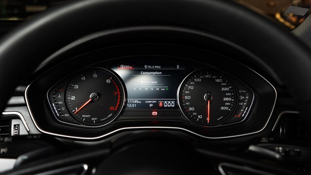 Audi A4 Premium Plus Second-hand 2024 Audi A4 Premium Plus for sale in New Delhi-10