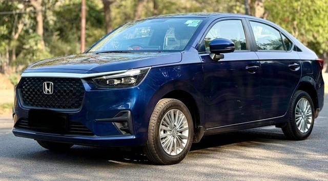 Honda Amaze VX Second-hand 2025 Honda Amaze VX for sale in New Delhi-3