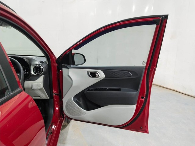 Second-hand 2022 Hyundai Grand i10 1.2 Kappa Sportz BSIV for sale in Kochi-16