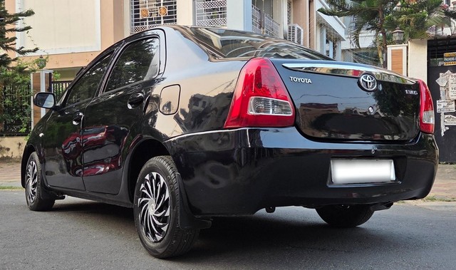 Toyota Etios GD Second-hand 2012 Toyota Etios GD for sale in Kolkata-16