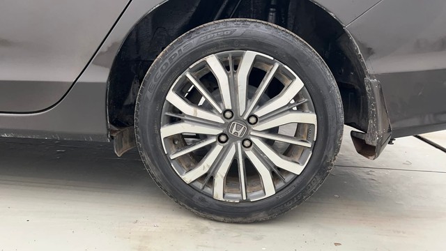 Second-hand 2018 Honda City VX for sale in Kolkata-19