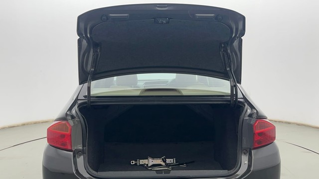 Second-hand 2018 Honda City VX for sale in Kolkata-9