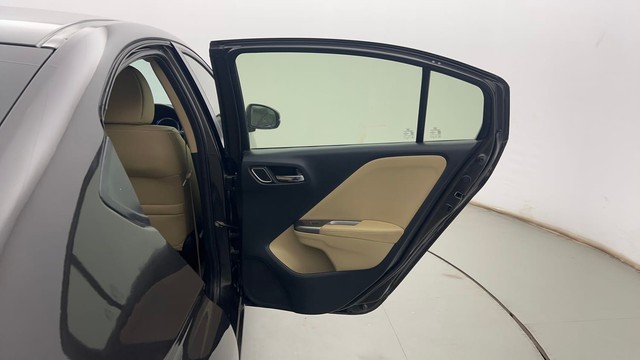 Second-hand 2018 Honda City VX for sale in Kolkata-27