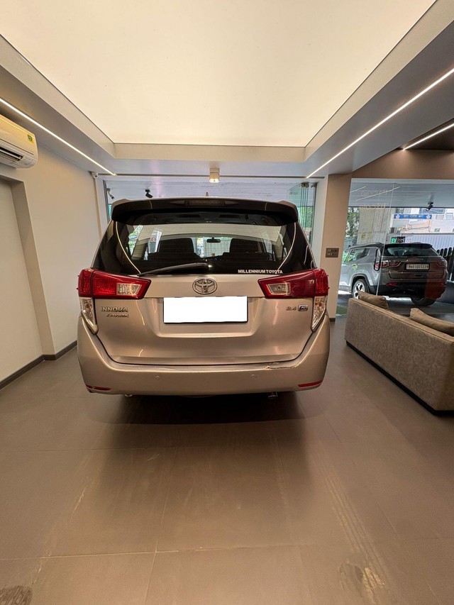 Second-hand 2016 Toyota Innova Crysta 2.4 GX MT BSIV for sale in Mumbai-2