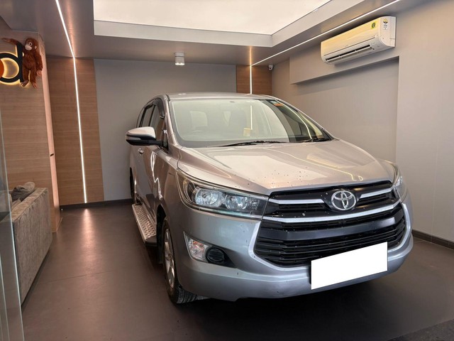 Second-hand 2016 Toyota Innova Crysta 2.4 GX MT BSIV for sale in Mumbai-1