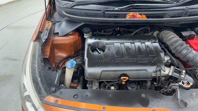 Second-hand 2018 Hyundai i20 1.4 Asta Option for sale in Kolkata-29