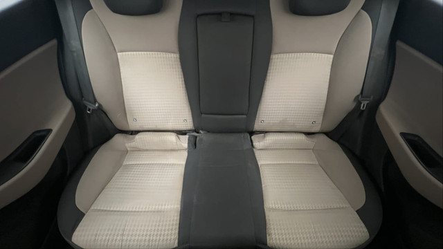 Second-hand 2018 Hyundai i20 1.4 Asta Option for sale in Kolkata-30