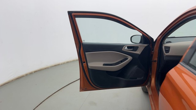 Second-hand 2018 Hyundai i20 1.4 Asta Option for sale in Kolkata-24