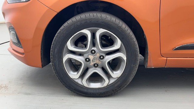 Second-hand 2018 Hyundai i20 1.4 Asta Option for sale in Kolkata-20