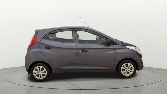 Second-hand 2018 Hyundai EON Magna Plus for sale in Thane-12