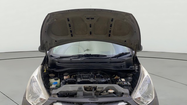 Second-hand 2018 Hyundai EON Magna Plus for sale in Thane-19