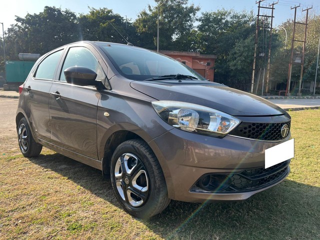 Tata Tiago 1.2 Revotron XT Second-hand 2017 Tata Tiago 1.2 Revotron XT for sale in Noida-0