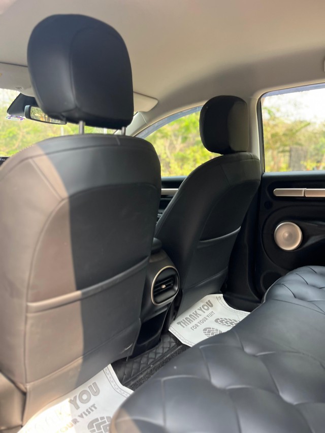 MG Windsor EV Exclusive Second-hand 2025 MG Windsor EV Exclusive for sale in Mumbai-49