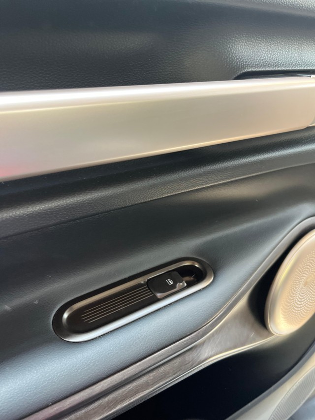 MG Windsor EV Exclusive Second-hand 2025 MG Windsor EV Exclusive for sale in Mumbai-42