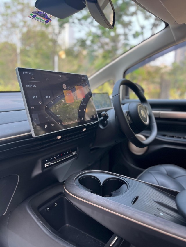 MG Windsor EV Exclusive Second-hand 2025 MG Windsor EV Exclusive for sale in Mumbai-13