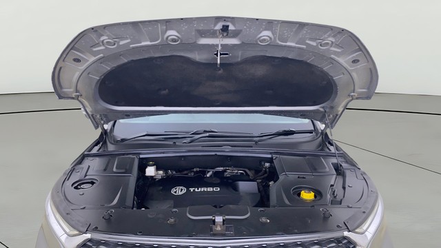 MG Hector Sharp Diesel MT BSIV Second-hand 2019 MG Hector Sharp Diesel MT BSIV for sale in Ahmedabad-20