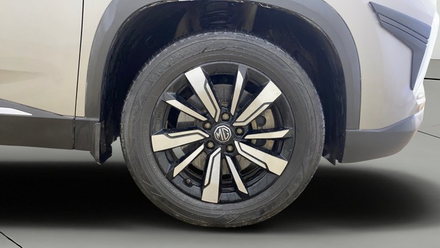 MG Hector Sharp Diesel MT BSIV Second-hand 2019 MG Hector Sharp Diesel MT BSIV for sale in Ahmedabad-27