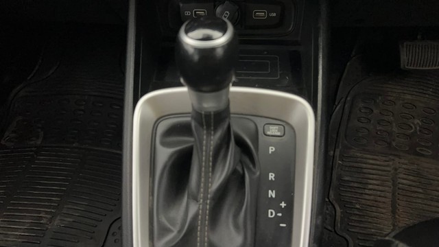 Second-hand 2021 Hyundai Venue SX Opt Turbo DCT Special Edition for sale in Kolkata-12