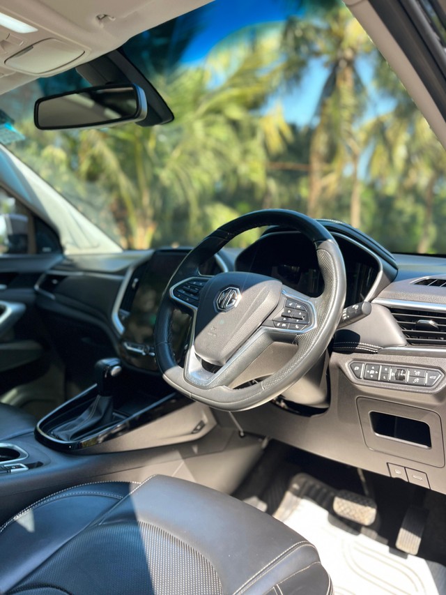 MG Hector Plus Sharp DCT Second-hand 2021 MG Hector Plus Sharp DCT for sale in Mumbai-11