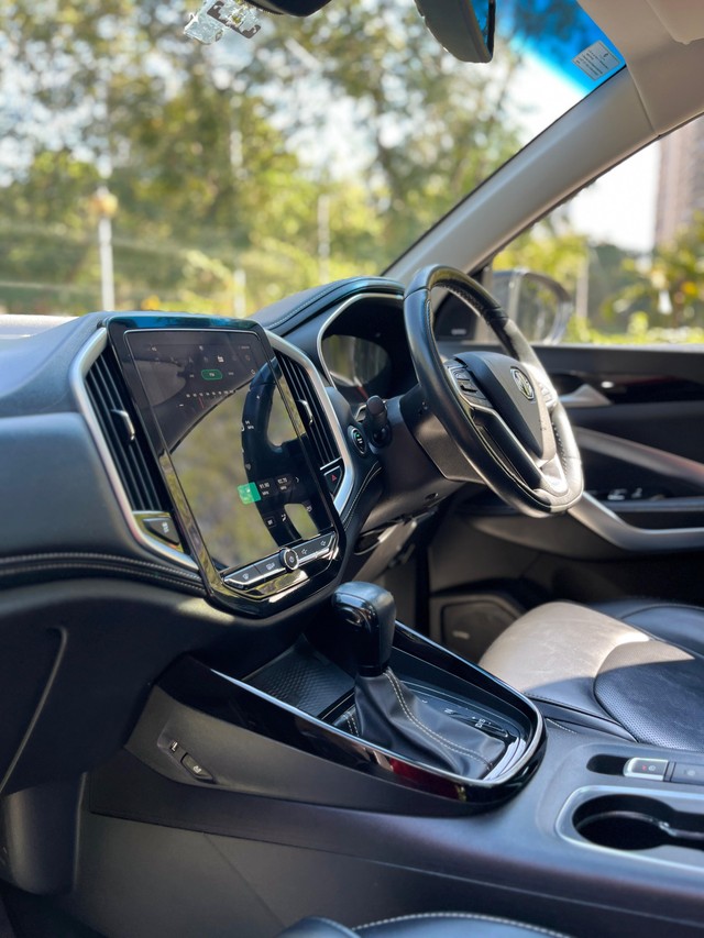 MG Hector Plus Sharp DCT Second-hand 2021 MG Hector Plus Sharp DCT for sale in Mumbai-18