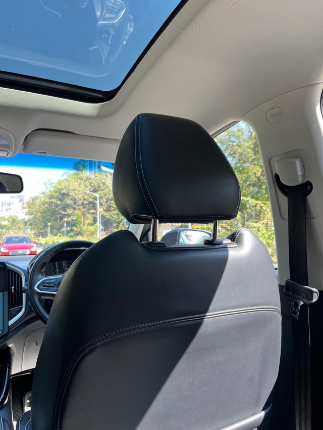 MG Hector Plus Sharp DCT Second-hand 2021 MG Hector Plus Sharp DCT for sale in Mumbai-26