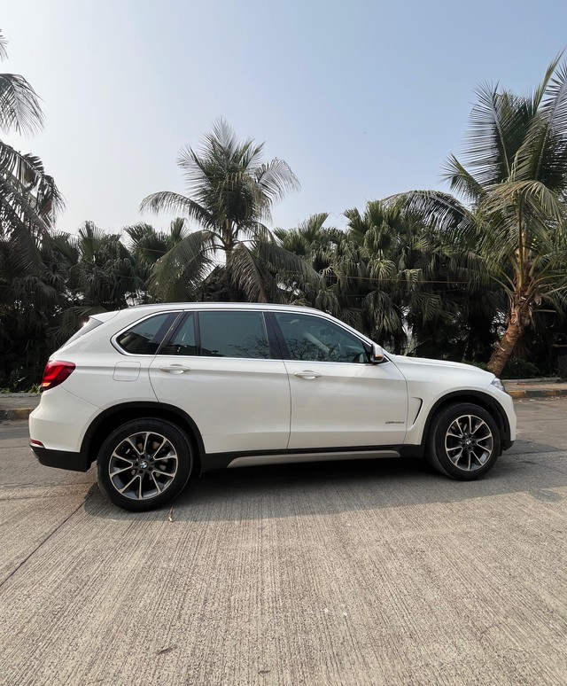 Second-hand 2017 BMW X5 xDrive 30d M Sport for sale in Mumbai-54