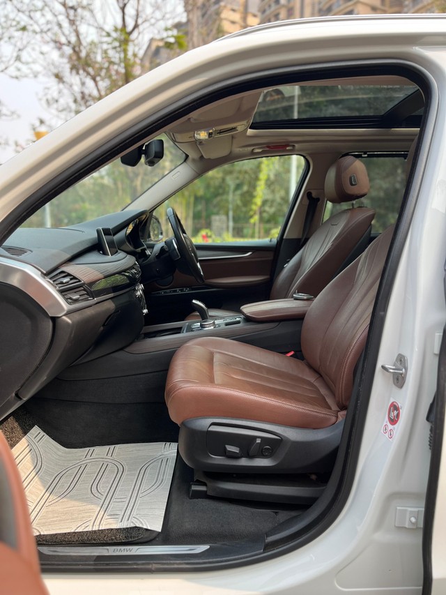 Second-hand 2017 BMW X5 xDrive 30d M Sport for sale in Mumbai-15