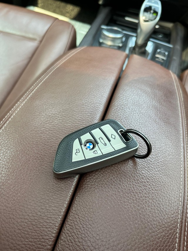 Second-hand 2017 BMW X5 xDrive 30d M Sport for sale in Mumbai-21