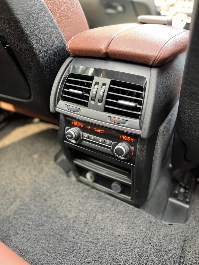 Second-hand 2017 BMW X5 xDrive 30d M Sport for sale in Mumbai-53