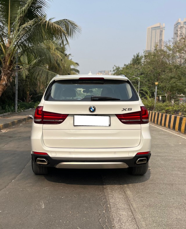 Second-hand 2017 BMW X5 xDrive 30d M Sport for sale in Mumbai-35