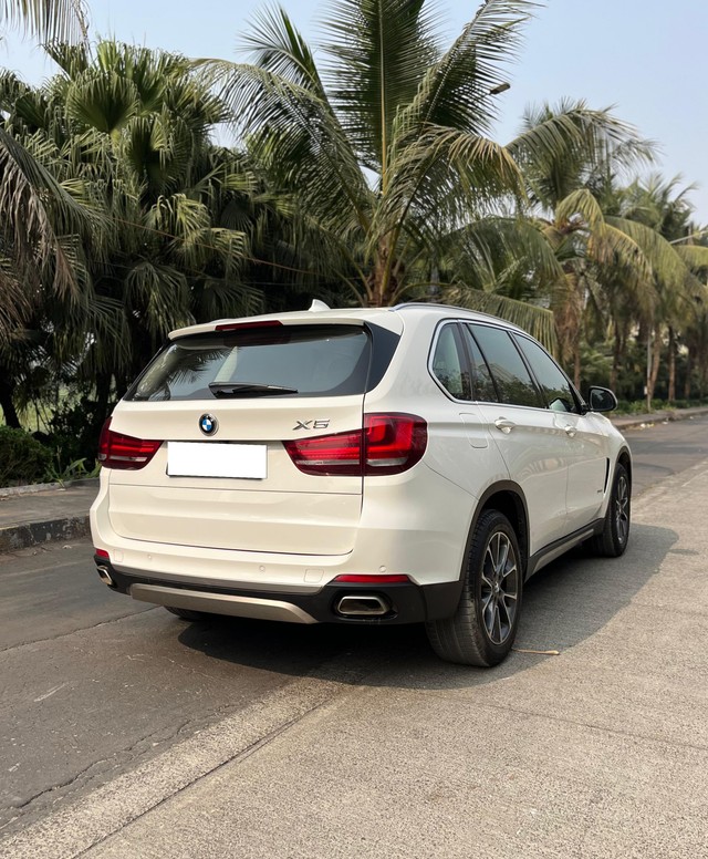Second-hand 2017 BMW X5 xDrive 30d M Sport for sale in Mumbai-49