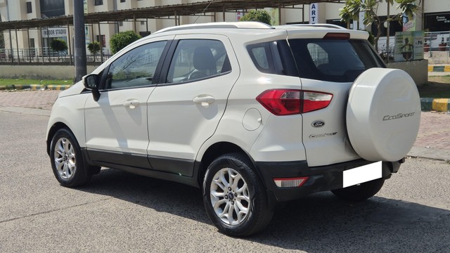 Second-hand 2016 Ford Ecosport 1.5 Petrol Titanium Plus BSIV for sale in Noida-3