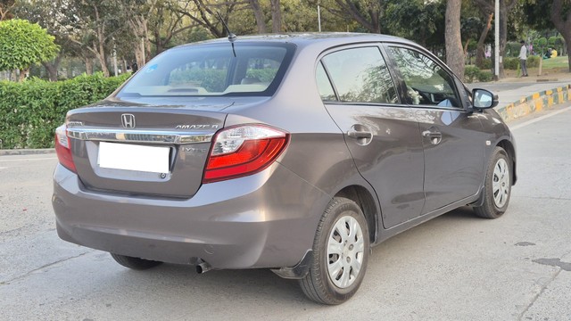 Second-hand 2016 Honda Amaze S i-Vtech for sale in Noida-9