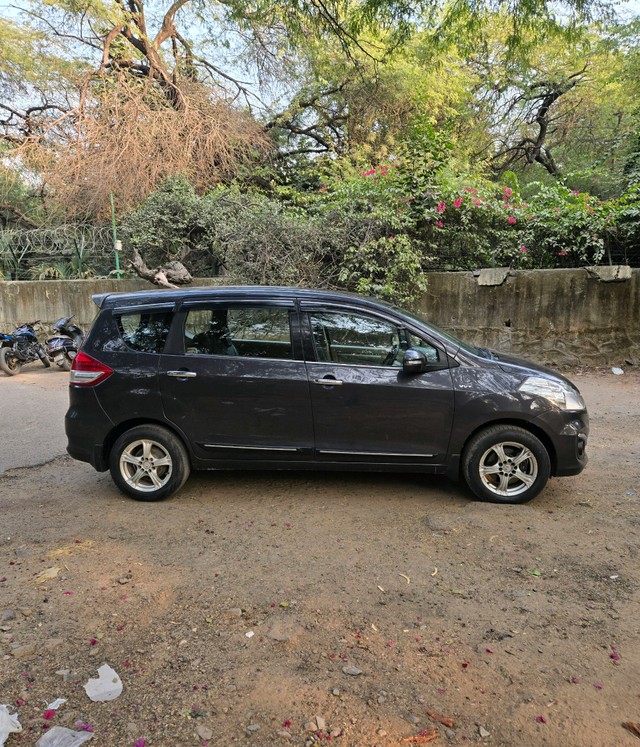 Maruti Suzuki Ertiga ZXI Second-hand 2013 Maruti Suzuki Ertiga ZXI for sale in New Delhi-1