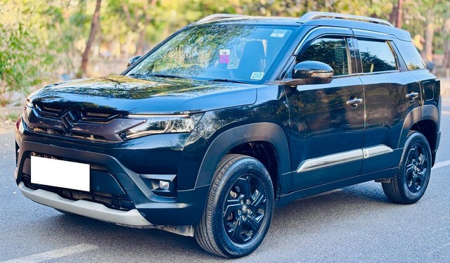 Second-hand 2024 Maruti Suzuki Brezza Zxi for sale in New Delhi-4