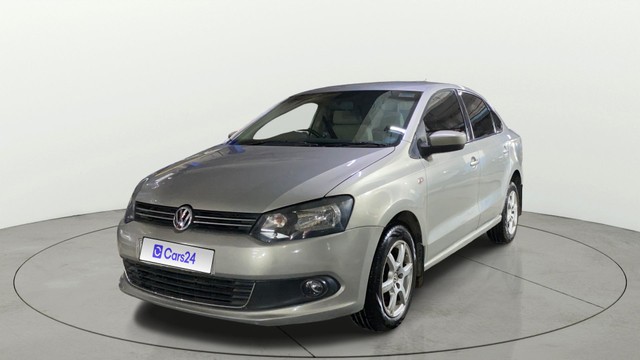 Second-hand 2013 Volkswagen Vento Petrol Highline for sale in Kolkata-17