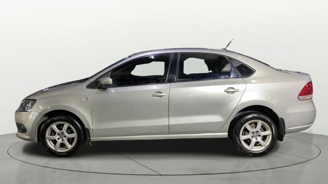 Second-hand 2013 Volkswagen Vento Petrol Highline for sale in Kolkata-16