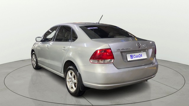 Second-hand 2013 Volkswagen Vento Petrol Highline for sale in Kolkata-15