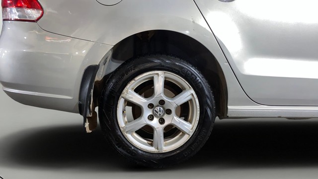 Second-hand 2013 Volkswagen Vento Petrol Highline for sale in Kolkata-27