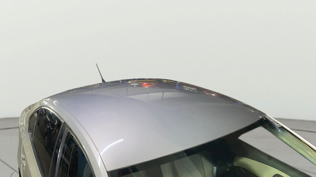 Second-hand 2013 Volkswagen Vento Petrol Highline for sale in Kolkata-31